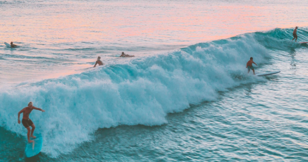 tips-from-experienced-surfers-safety-and-fun